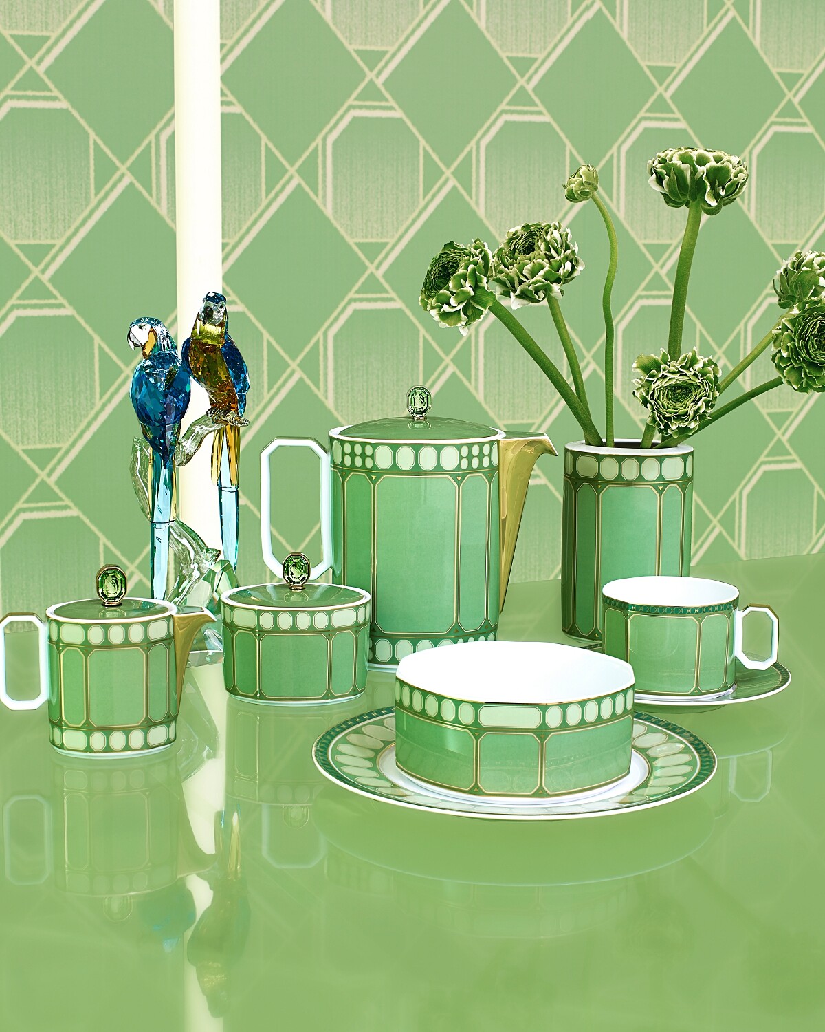 Swarovski 近日與德國瓷器品牌 Rosenthal 攜手合作，推出頂級家飾 Signumc系列。