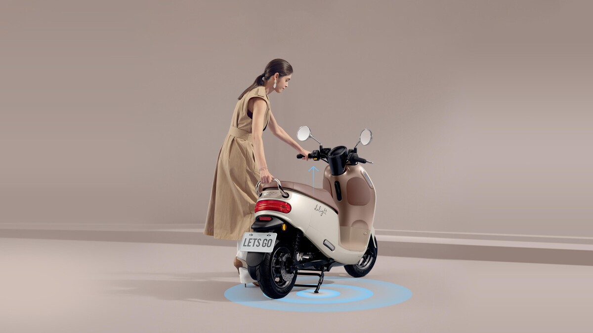 (全新 Gogoro Delight - 輕量車身 + 省立中柱 )