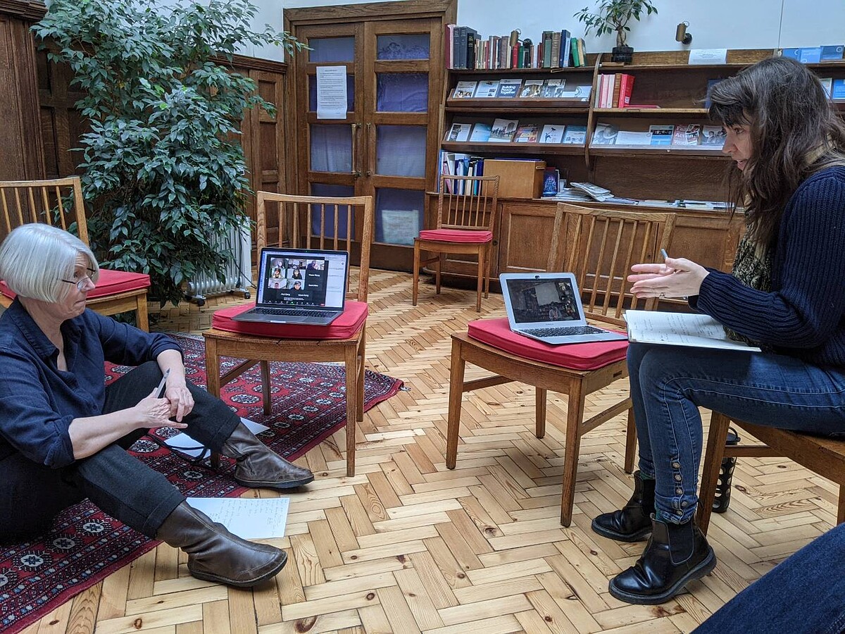 人類故事上課情形。