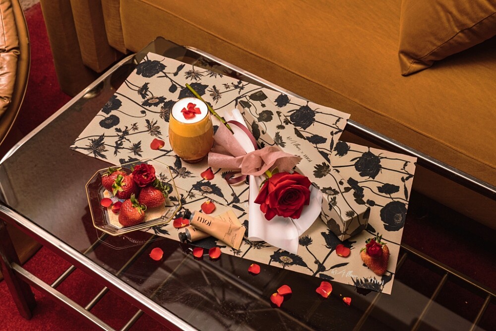 LingDay Sofa獨家販售七夕聯名套組。