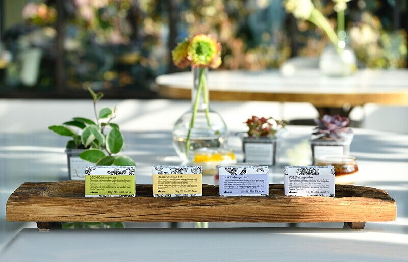 義大利Davines 特芬莉地中海天堂頂級護髮系列洗髮餅情境圖