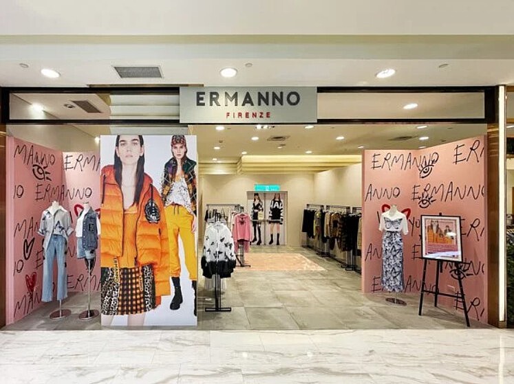 ERMANNO FIRENZE全台首店日前於 SOGO復興館4樓盛大開幕，02-8772-7919