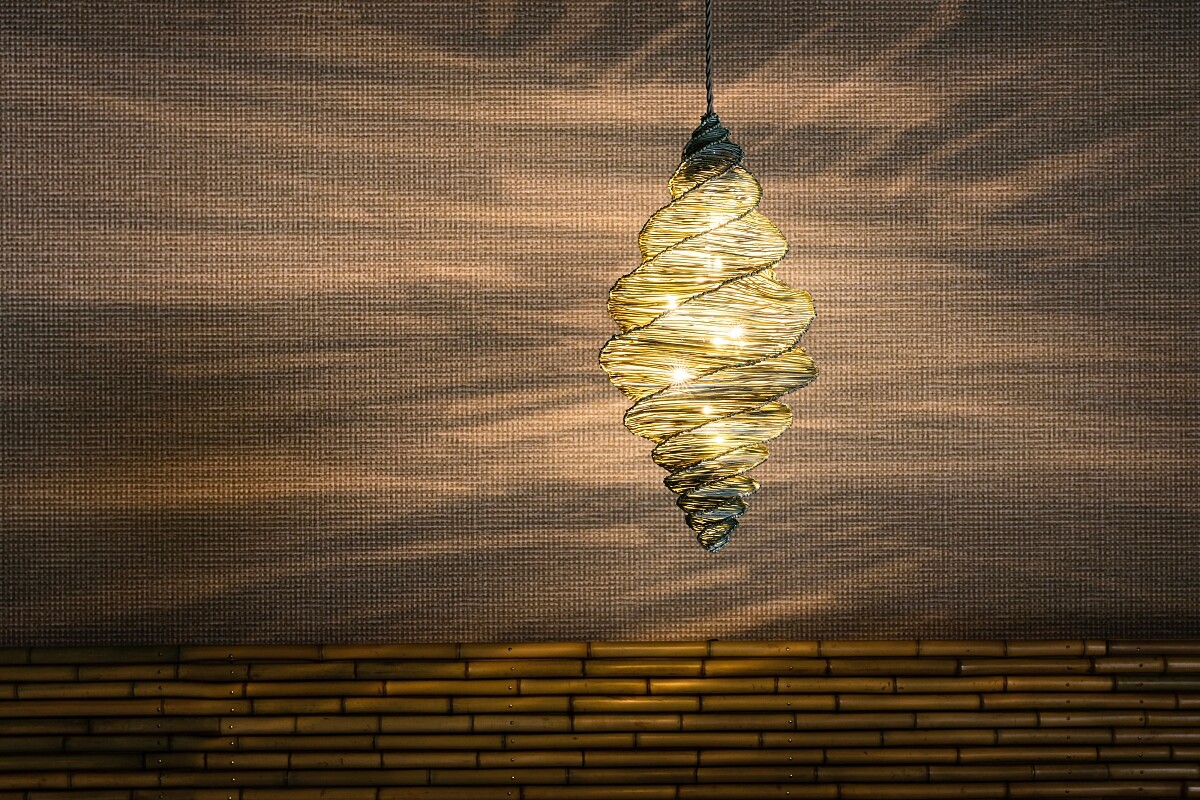 「螢籠」燈飾。