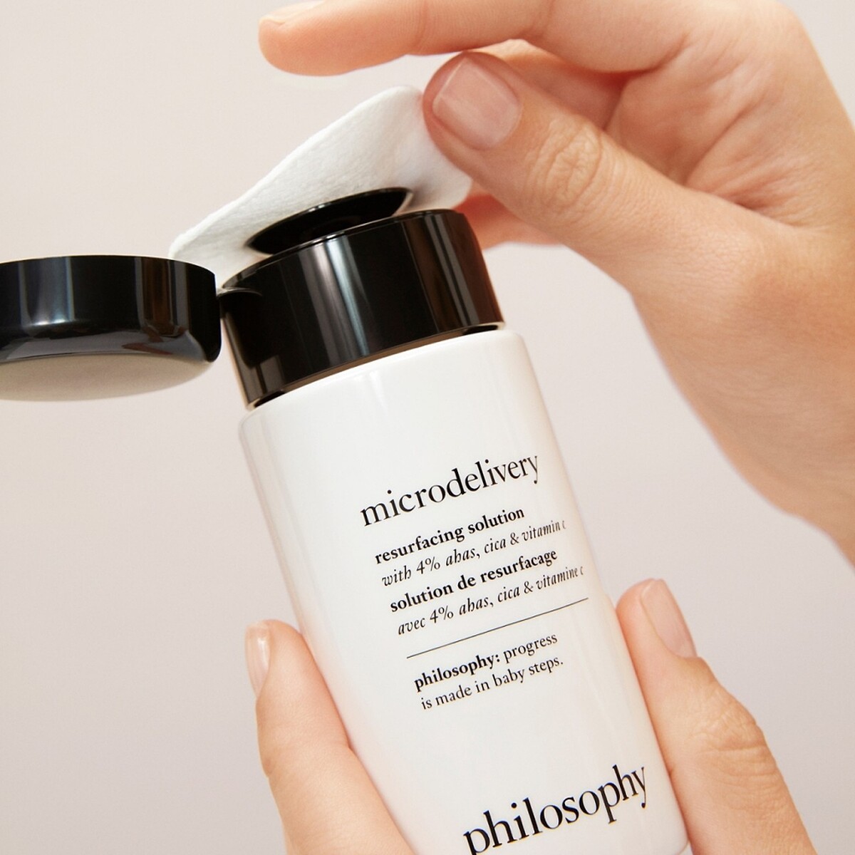 philosophy肌膚哲理微導煥膚調理化妝水150ml，NT1,400