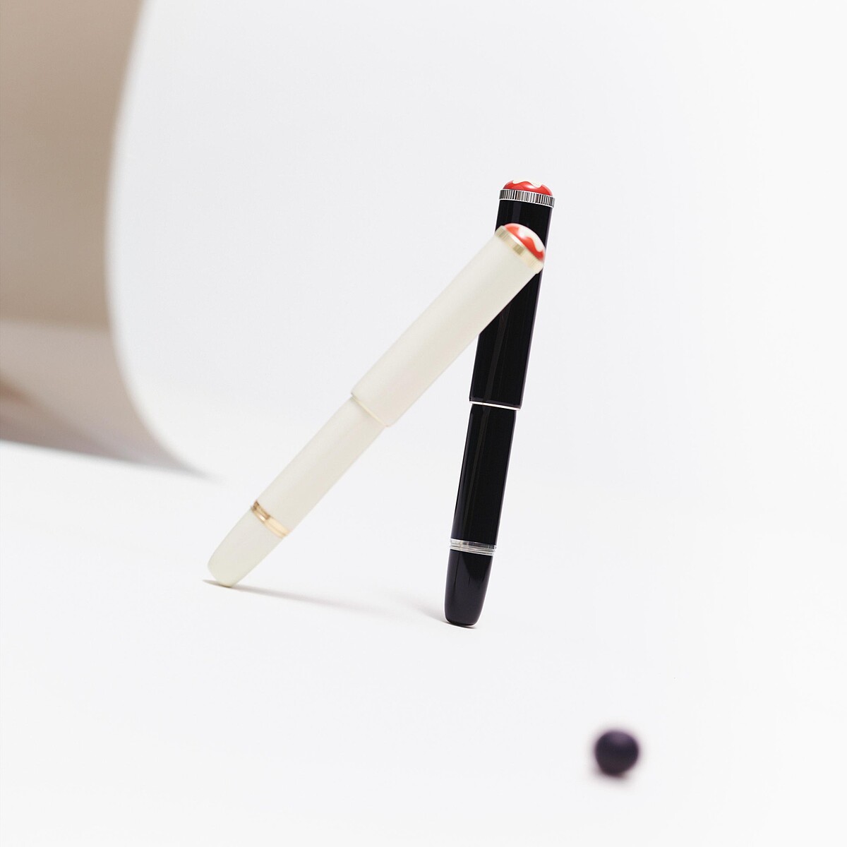 萬寶龍傳承系列紅與黑Baby特別款