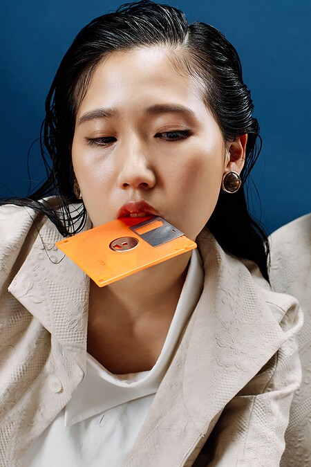 凹與山 Our Shame 鼓手 Isan