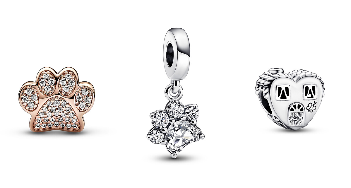 璀璨掌印串飾 NT2,880、璀璨掌印吊飾NT2,080、心形幸福之家串飾NT1,480