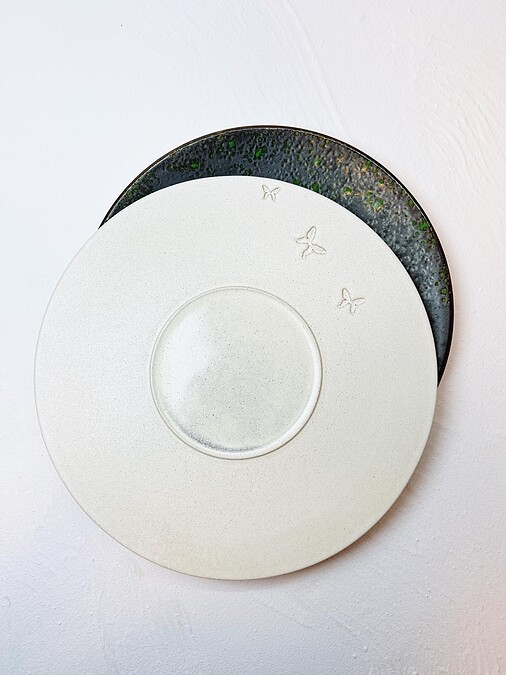 Papillon與青青土氣合作的蝴蝶餐盤。