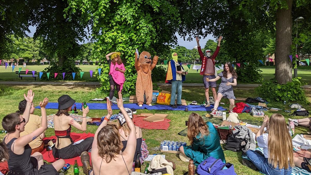 淺談英國藝術科系的師生與職場關係