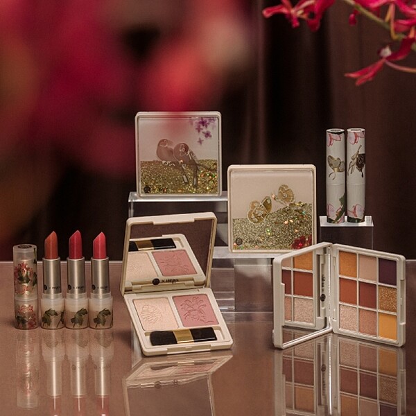 FreshO2 X珍藏故宮郎世寧系列彩妝。