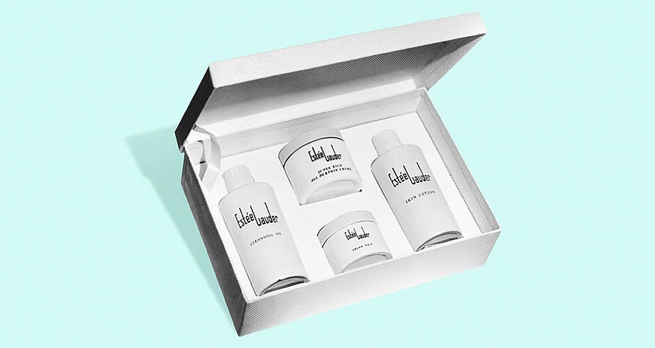 雅詩蘭黛夫人在1946年推出的第一組產品。