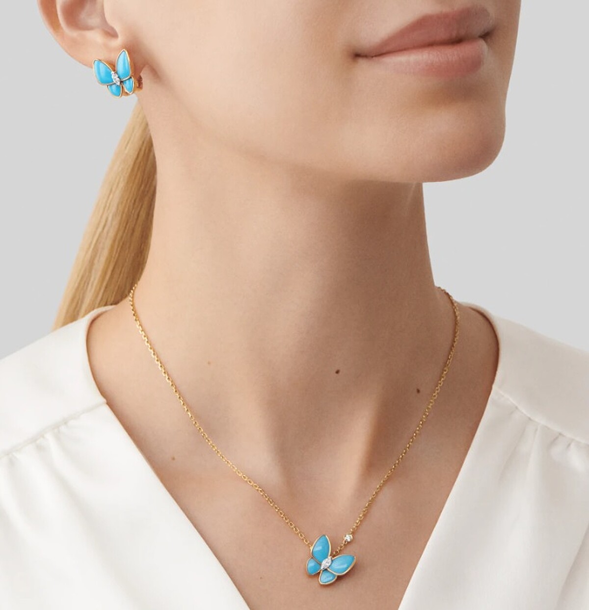 VCA 梵克雅寶Two Butterfly系列項鍊，黃K金，綠松石，鑽石，NT$ 306,000