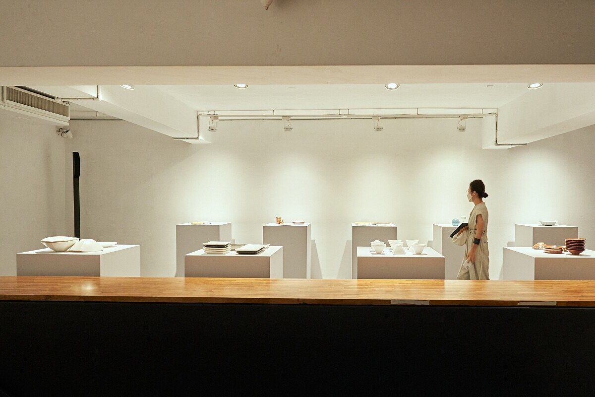 現場展示三組聯名商品。