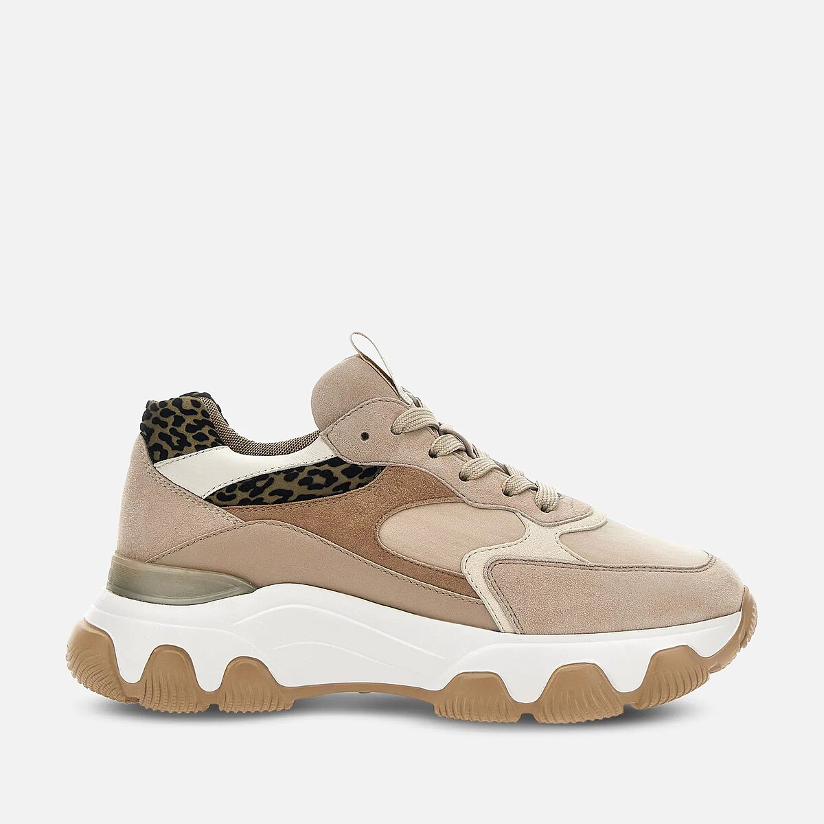 HOGAN Hyperactive 豹紋拼接麂皮休閒鞋，NT22,000。