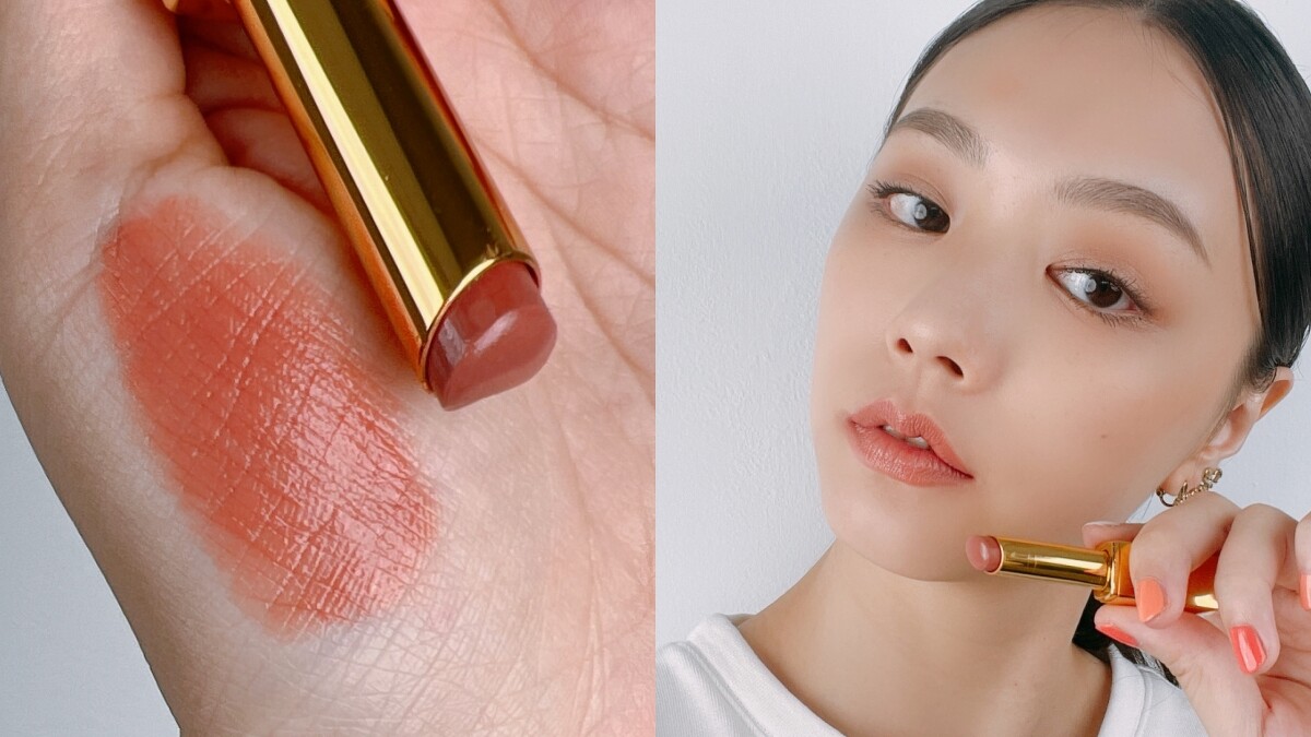 香奈兒超炫耀精萃唇膏#812試色。