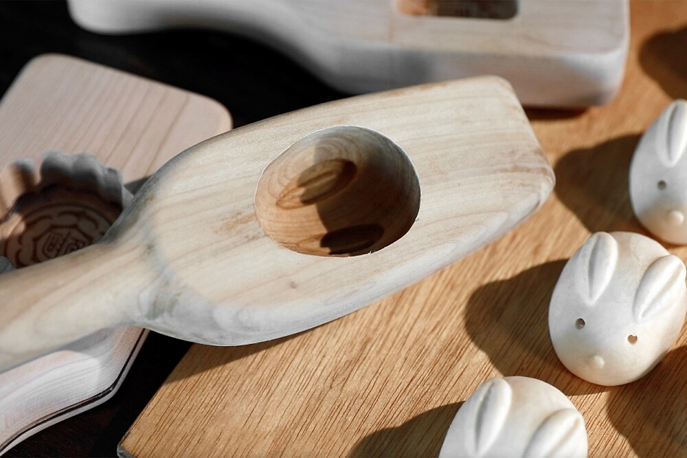 阿原YUAN中秋悅兔禱耀禮盒使用的特製月兔皂模具。