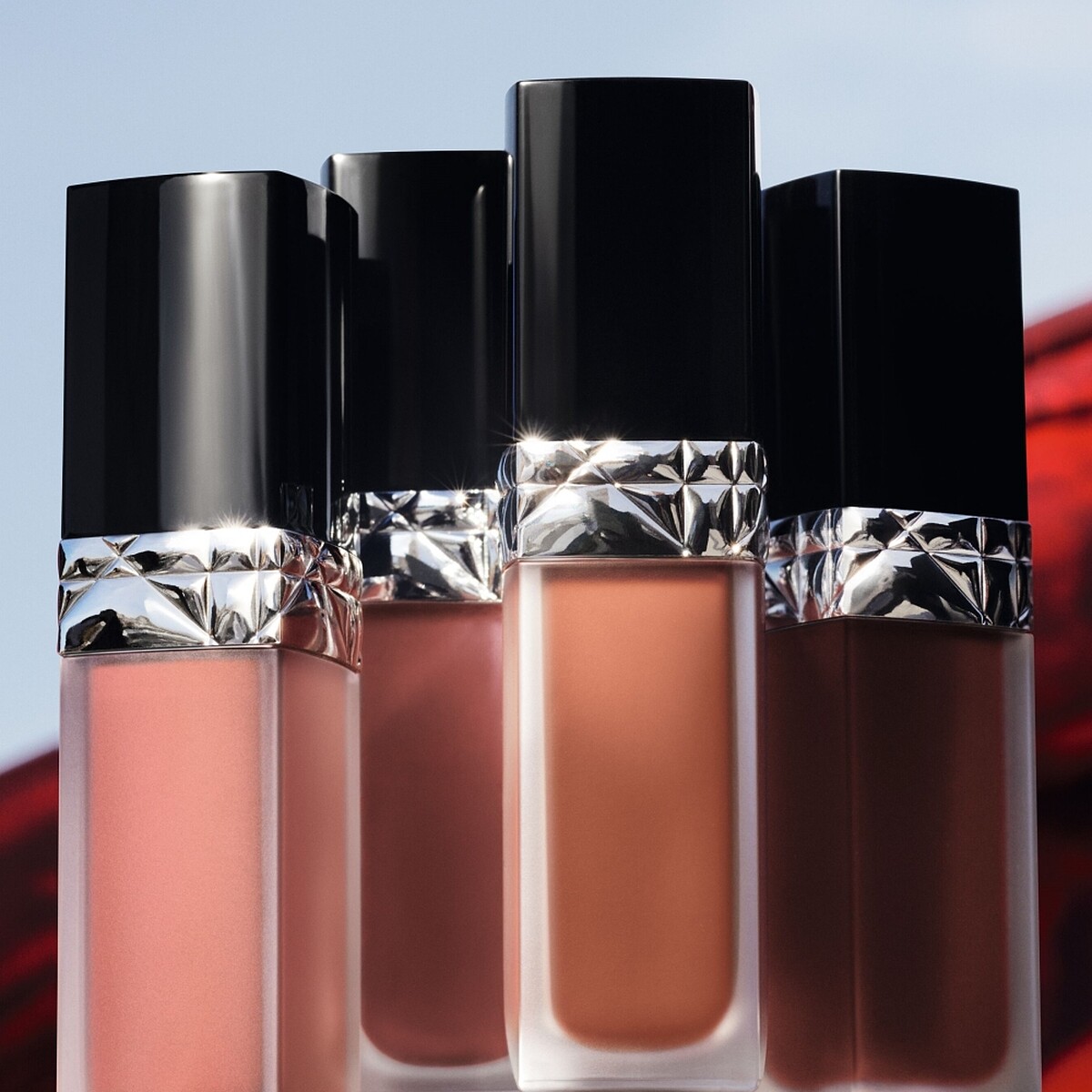 DIOR 2022全新迪奧超完美持久唇露情境圖。