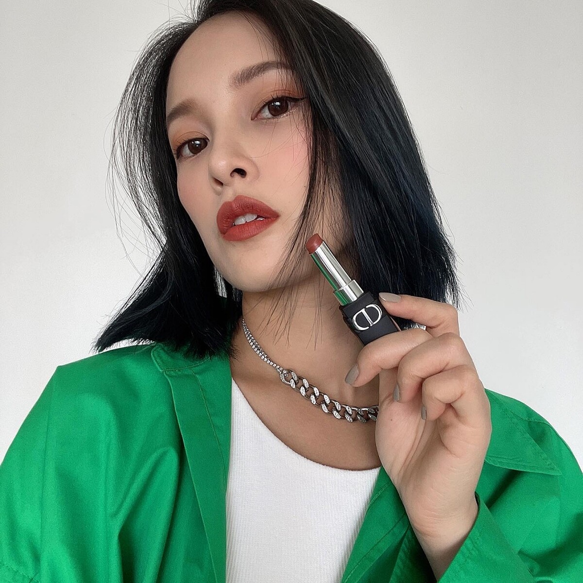 KOL黃小米實擦迪奧超完美持久唇膏#518榛果奶咖。