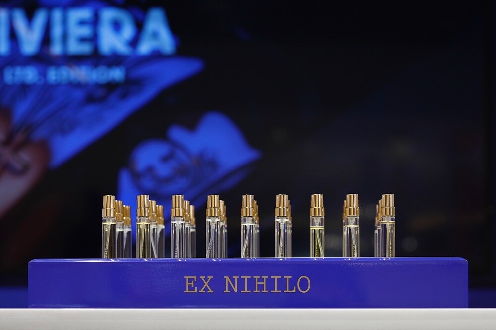 EX NIHILO台北旗艦店店內可嗅聞到珍貴花材的原精。