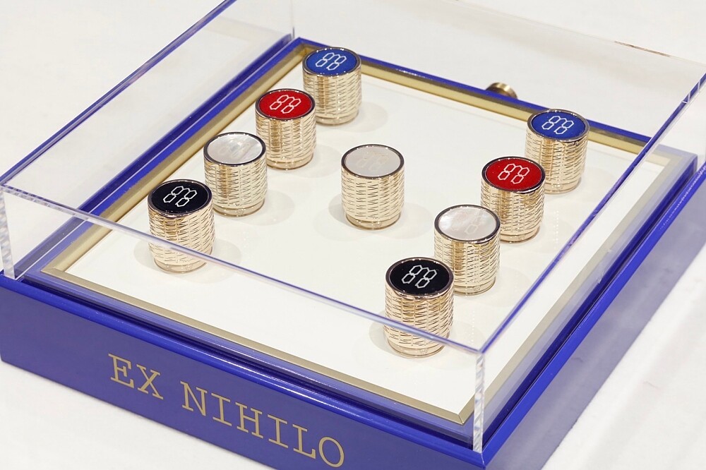 EX NIHILO提供客製化香水瓶蓋。