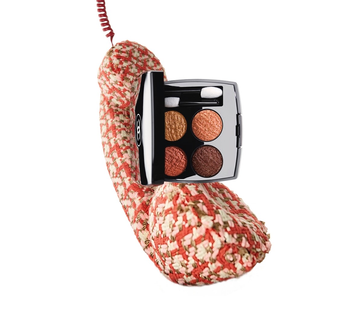 香奈兒斜紋軟呢四色眼影產品圖。