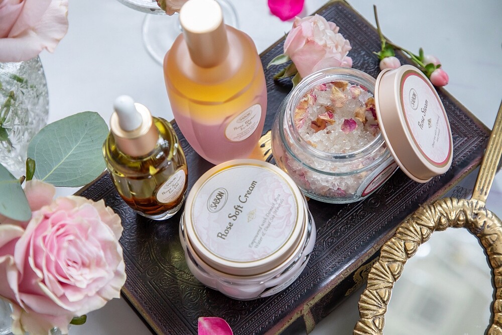 SABON大馬士革玫瑰有機光燦系列全系列實拍。