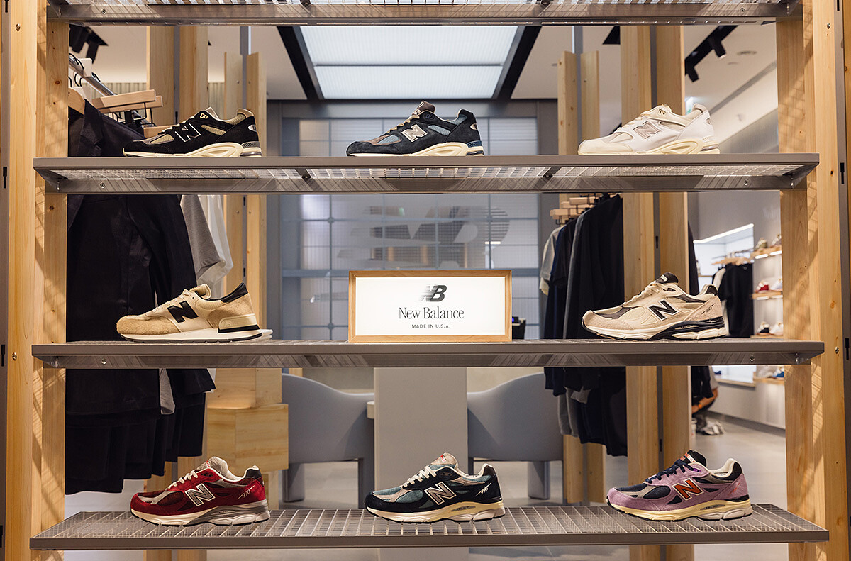 NB GREY 匯聚來自美國、英國、日本及世界各團隊的MADE鞋履，完整呈現New Balance對於在百年製鞋的極致追求，也滿足了許多想擁有獨特風格鞋款的品味人士。