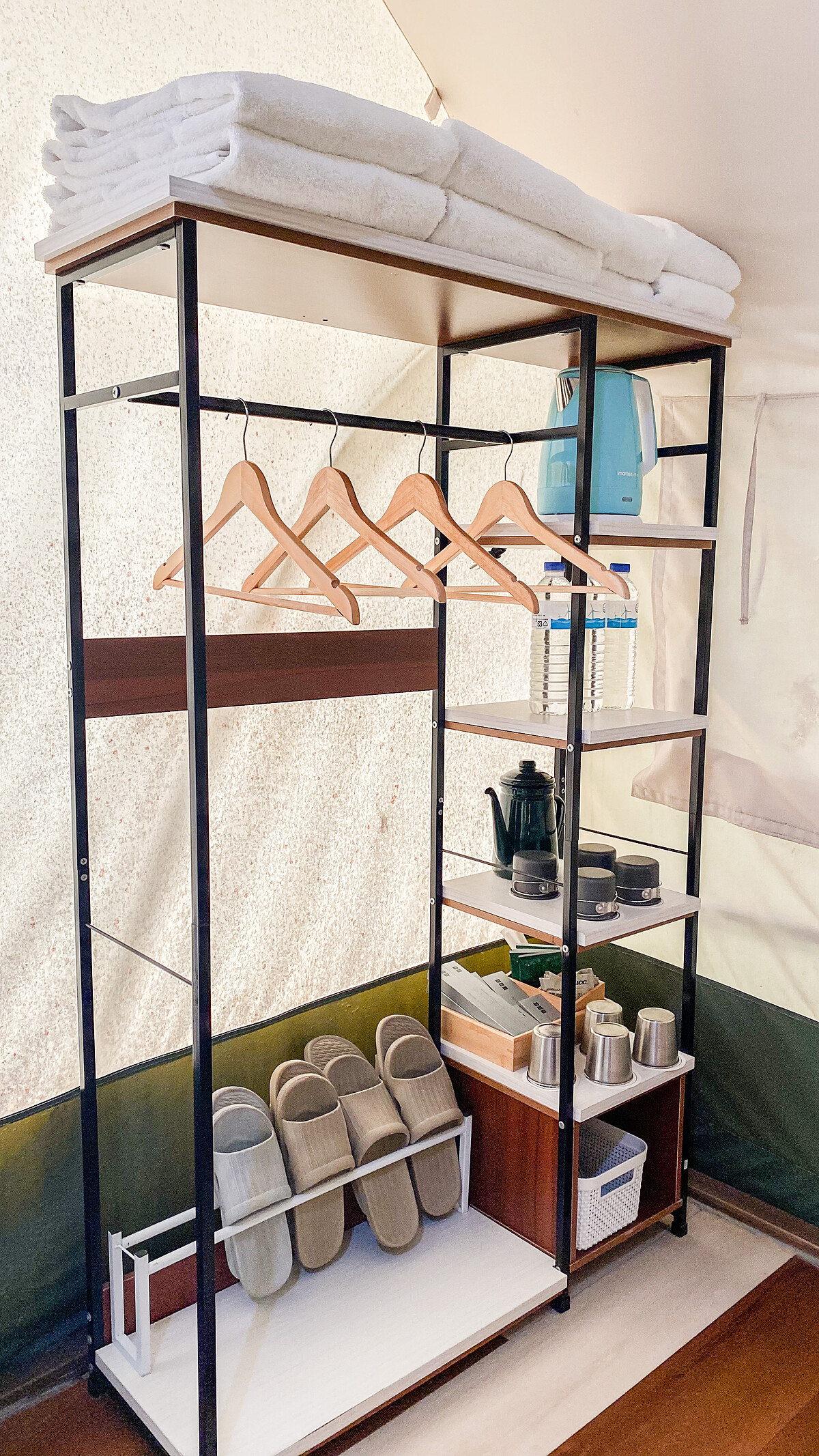 台中「向海那漾」豪華露營帳內備品