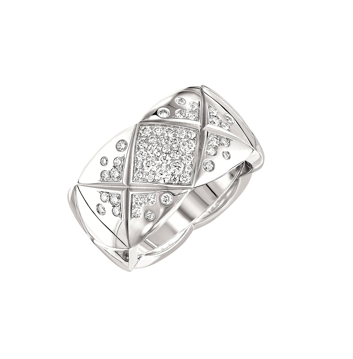 Chanel的Coco Crush菱格紋圖騰系列珠寶