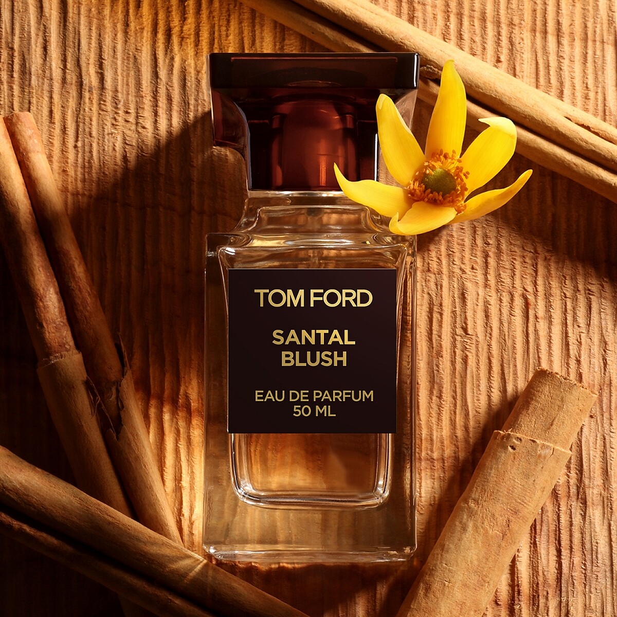 TOM FORD私人調香系列忘憂聖檀，聆聽森林的心跳聲。