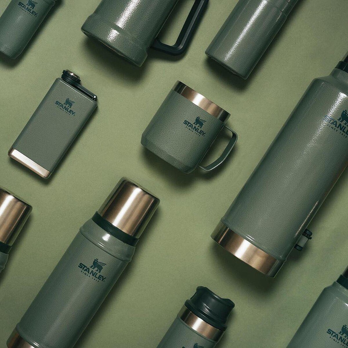 美國的百年保溫瓶品牌STANLEY。
