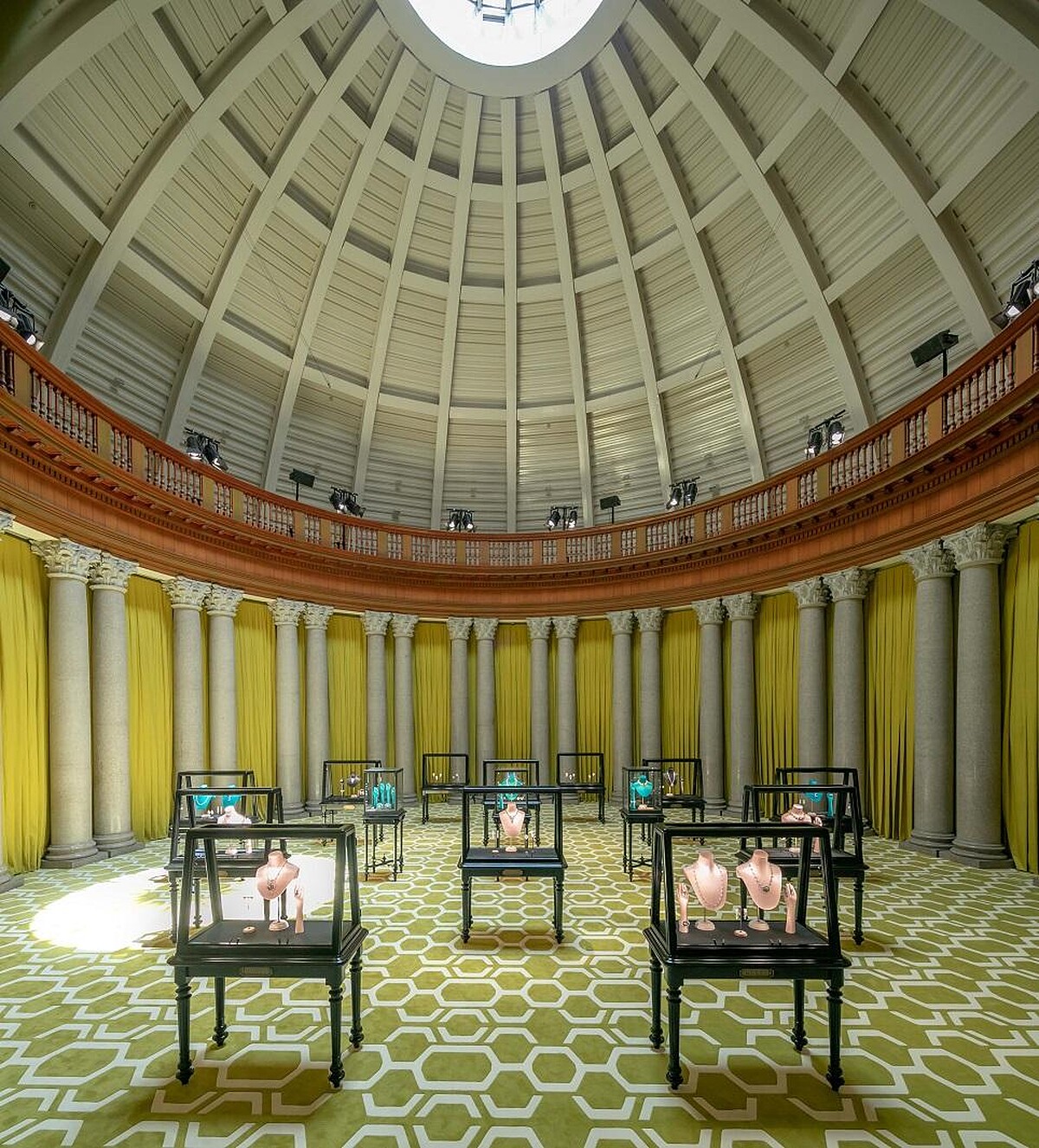 Gucci高級珠寶暨腕錶系列抵台展出