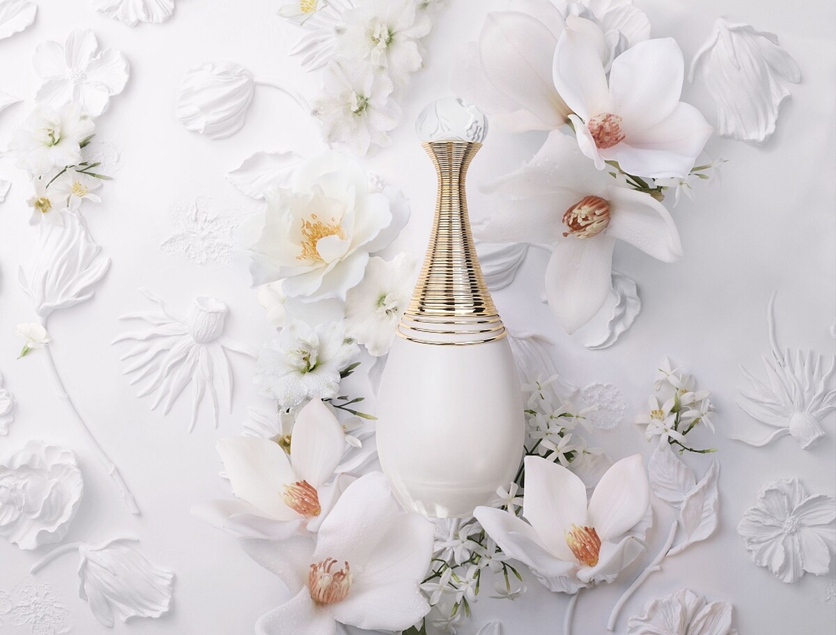 DIOR迪奧J'adore澄淨香氛情境圖。