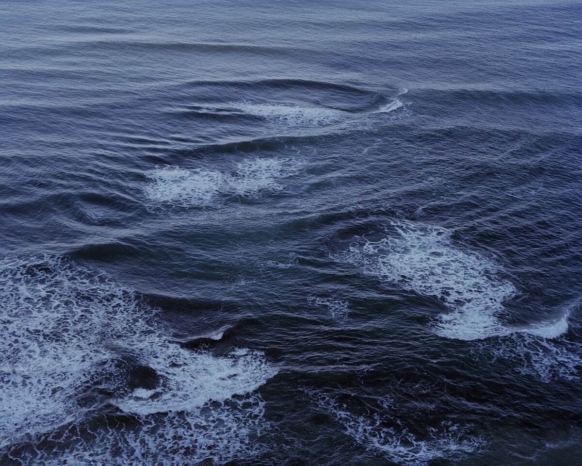 LA MER造浪者Josh Olins-海。