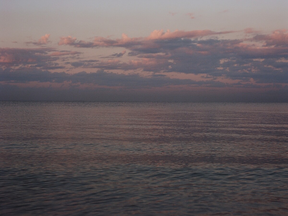 LA MER造浪者Victoria Zschommler-海。