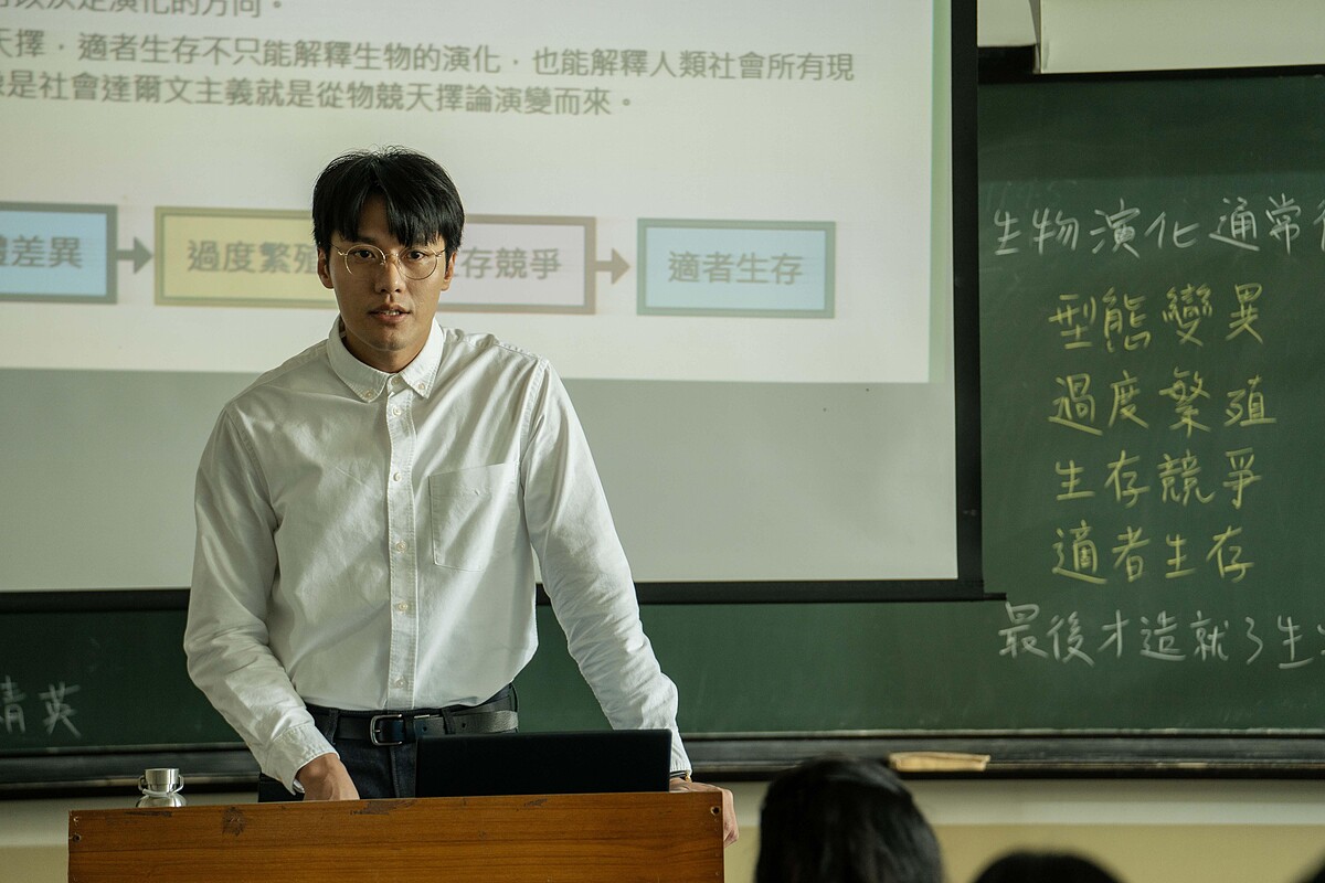 《你，敢不敢？》驚悚懸疑系列影集，張睿家在《置物櫃少女》單元扮演流浪教師，角色性格極度壓抑