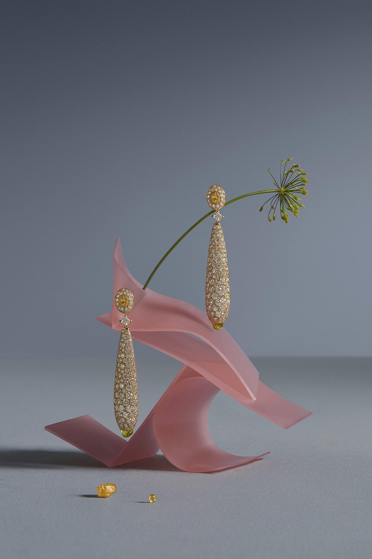 De Beers Talisman 18K黃金鑽石雞尾酒耳環