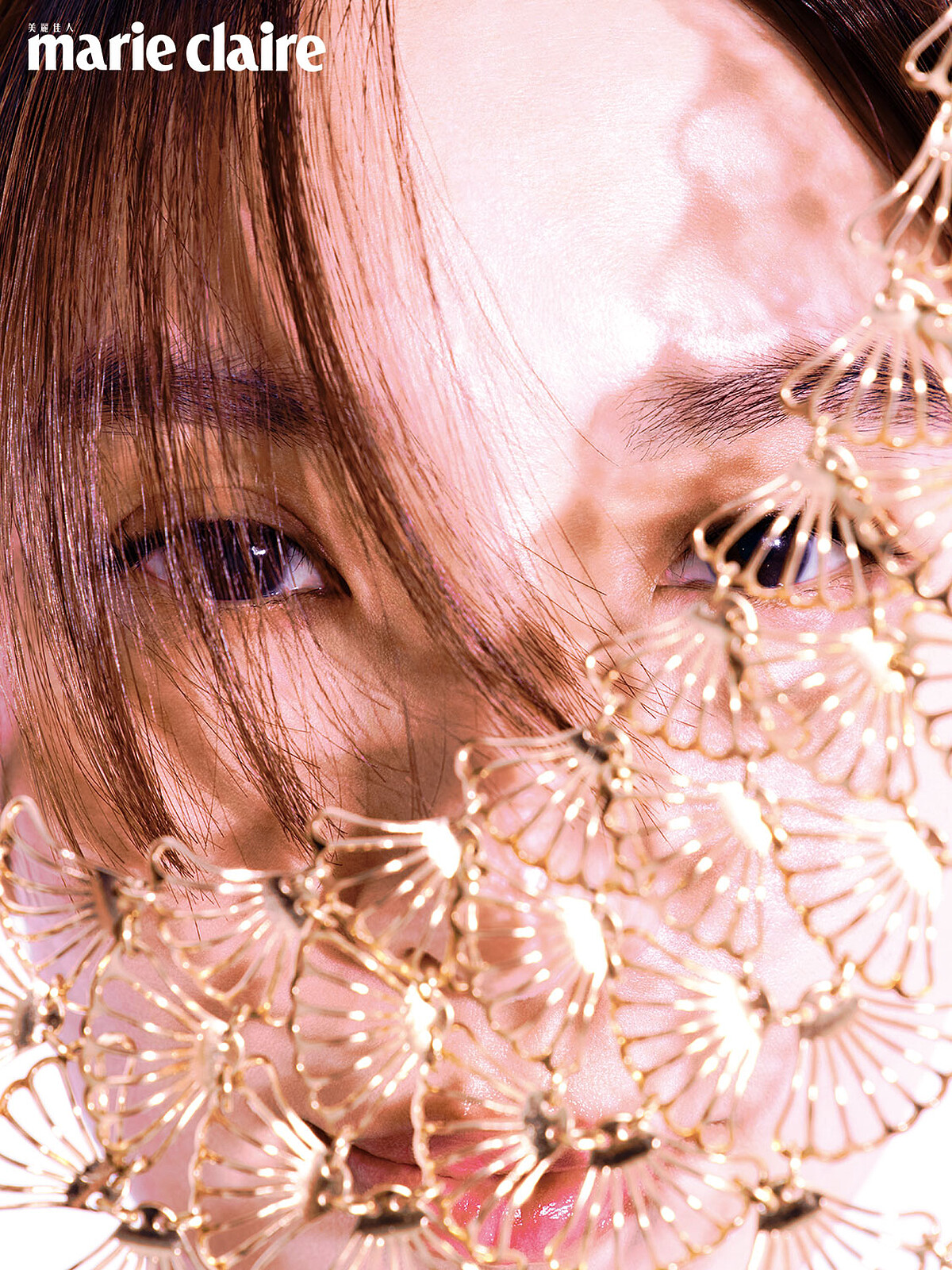 金色古董項鍊，Bijoux de Couture。