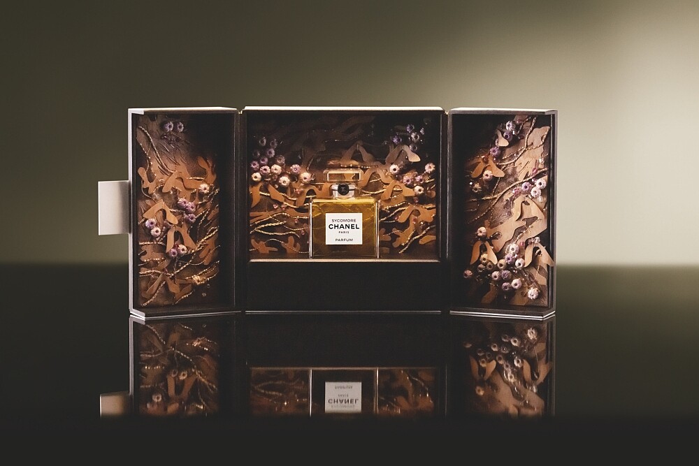 香奈兒梧桐影木香精全球限量工坊訂製盒。
