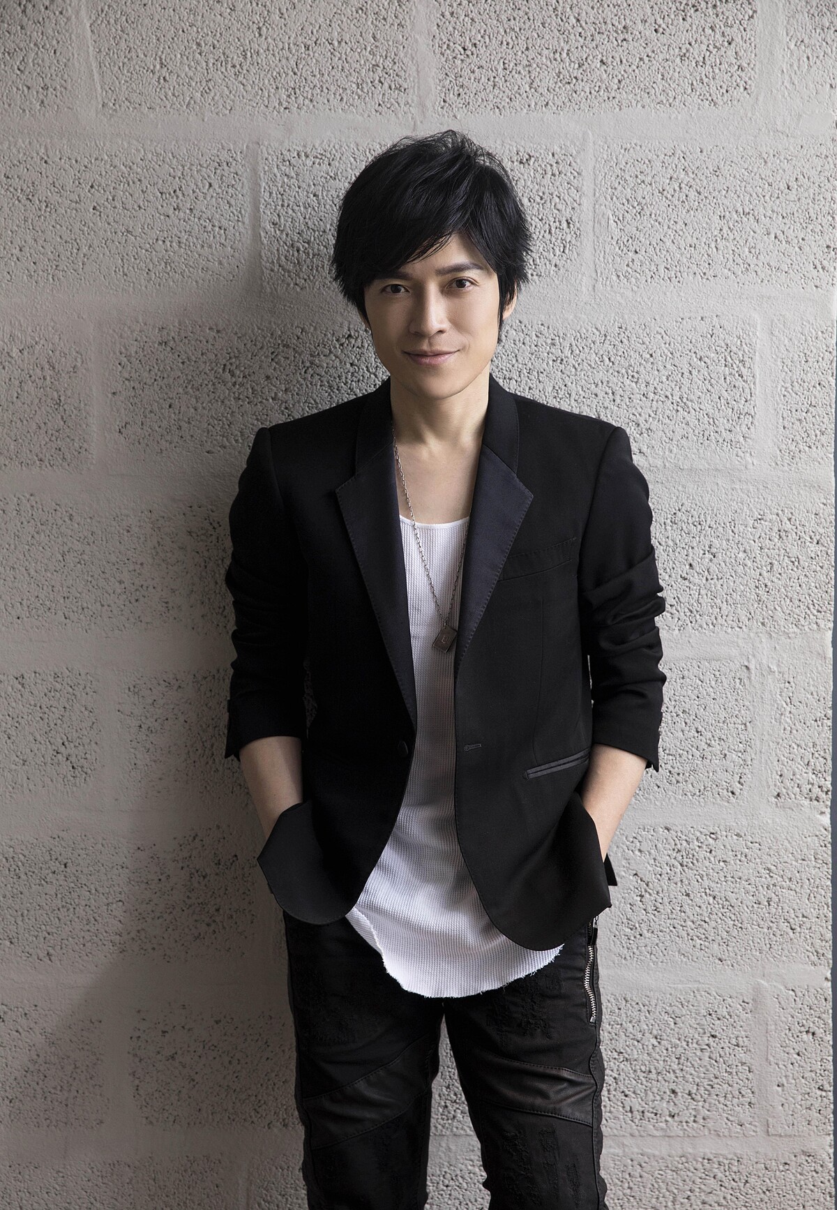 五月天怪獸作曲兼製作丁噹詮釋〈女字旁〉