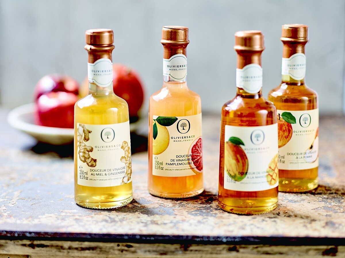 白葡萄香醋、蜂蜜薑汁醋、熱帶芒果醋、粉紅葡萄柚醋、覆盆子莓果醋，售價NT1,150元起。
