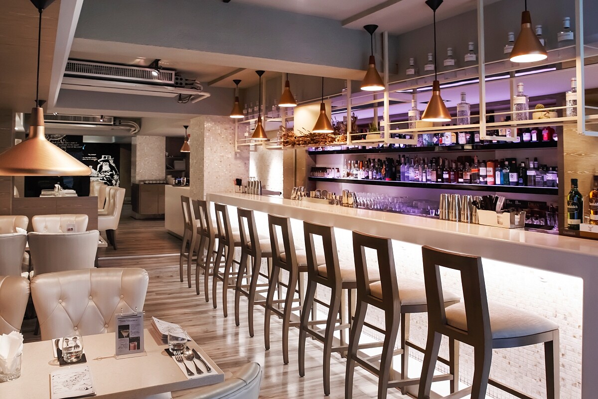 今年則僅有 Indulge Experimental Bistro 代表台灣入選百大名單內。