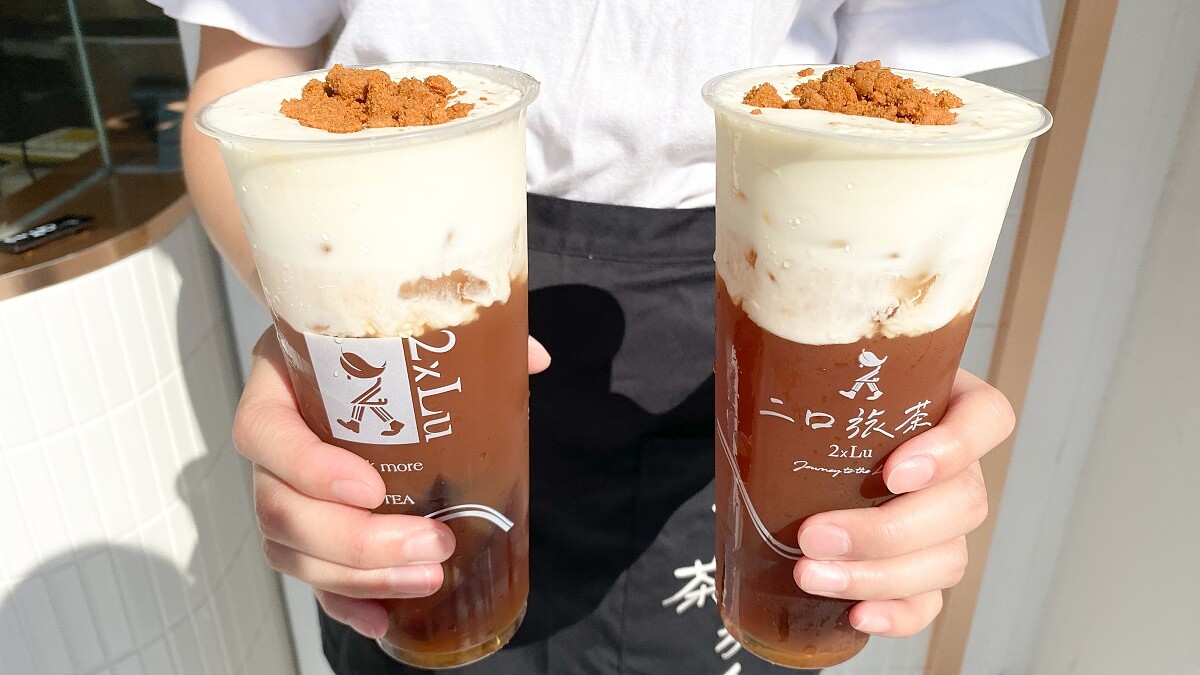 二口旅茶菜單全新「蘋果肉桂」系列開賣!香濃奶霜搭蓮花脆餅太好喝