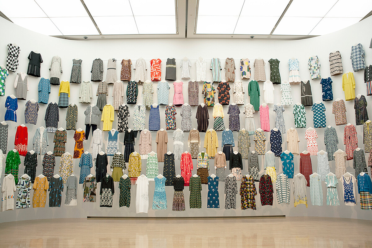 Photograph：L . A . TOMARI