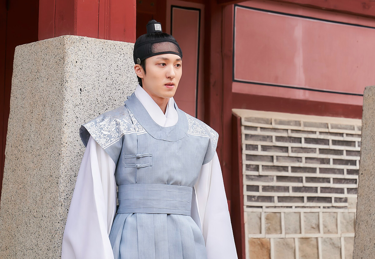 姜燦熙 飾演 義聖君