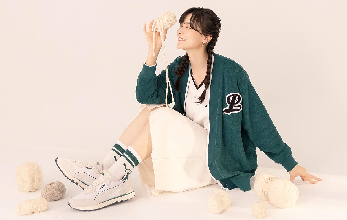 Puma T毛絨開襟衫NT$3080，Puma T V領毛絨衫NT$2,180， PUMA Rider Future Vintage鞋款NT$2980。