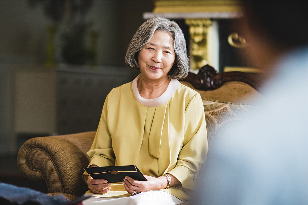 《謝幕》高斗心飾演慈金順