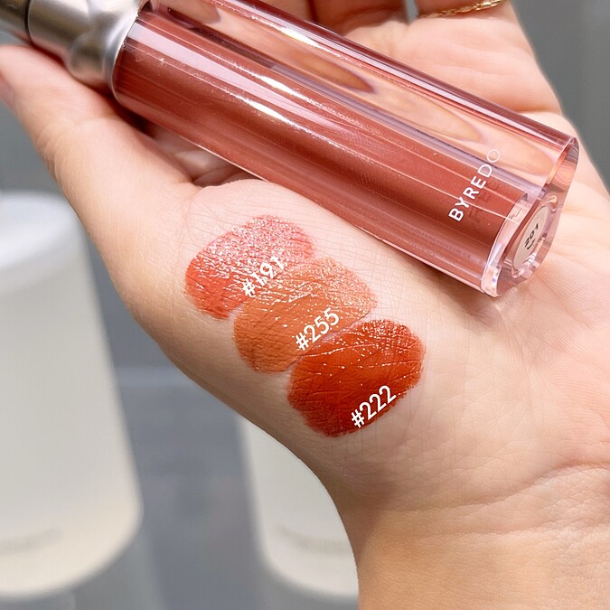 Byredo唇露熱賣色。