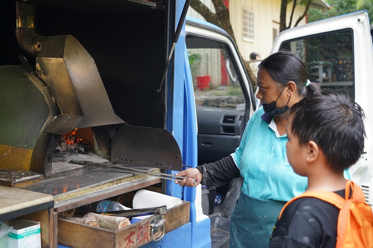 Pizza 餐車（照片為捌個零社企提供）。