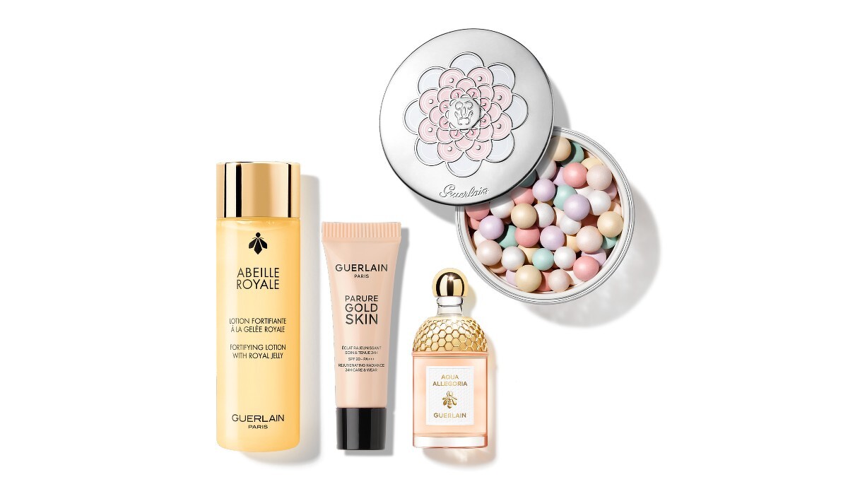 嬌蘭幻彩流星蜜粉球組 優惠價NT$ 2,232價值NT$3,514，幻彩流星綻白蜜粉球25g (正品)、皇家蜂王乳蜜露15ml、花草水語迷你淡香水7.5ml、24K純金光透精華粉底3ml。